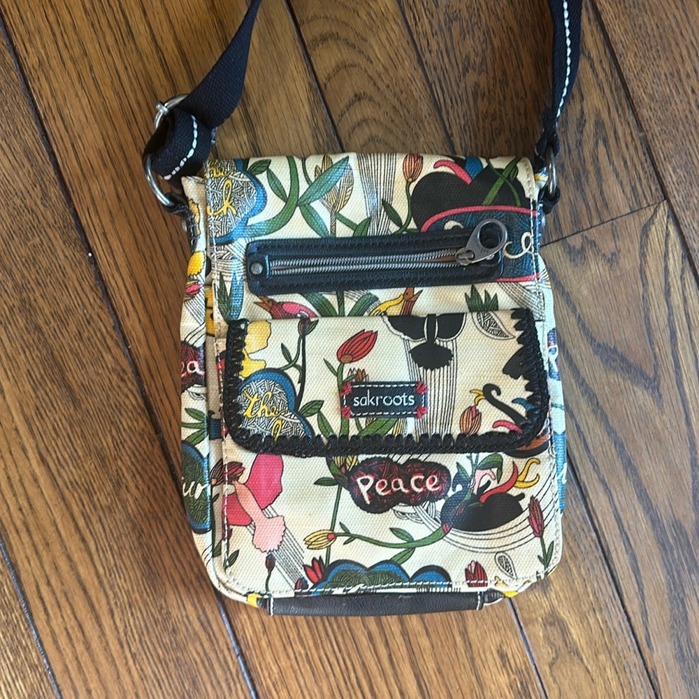 Sakroot cross body bag